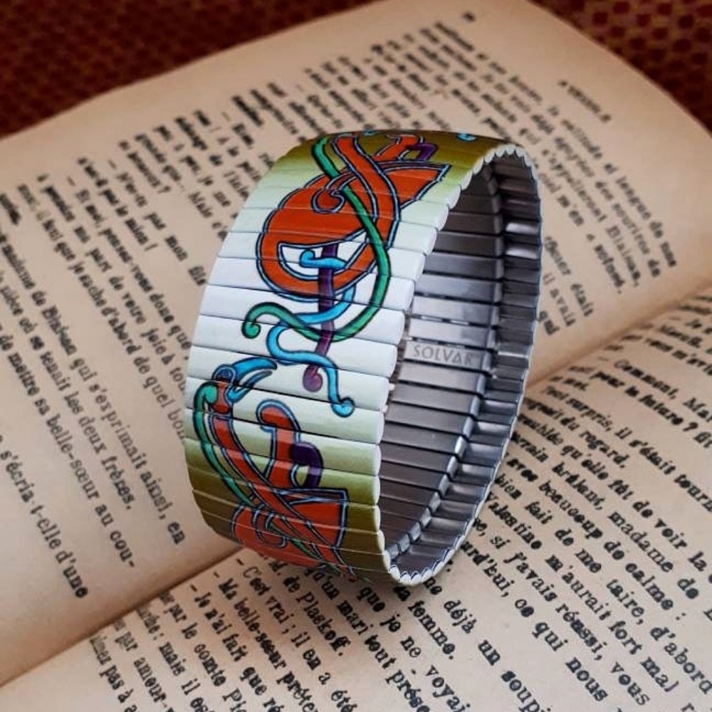 Vintage Solvar accordion Celtic bird knot bracelet